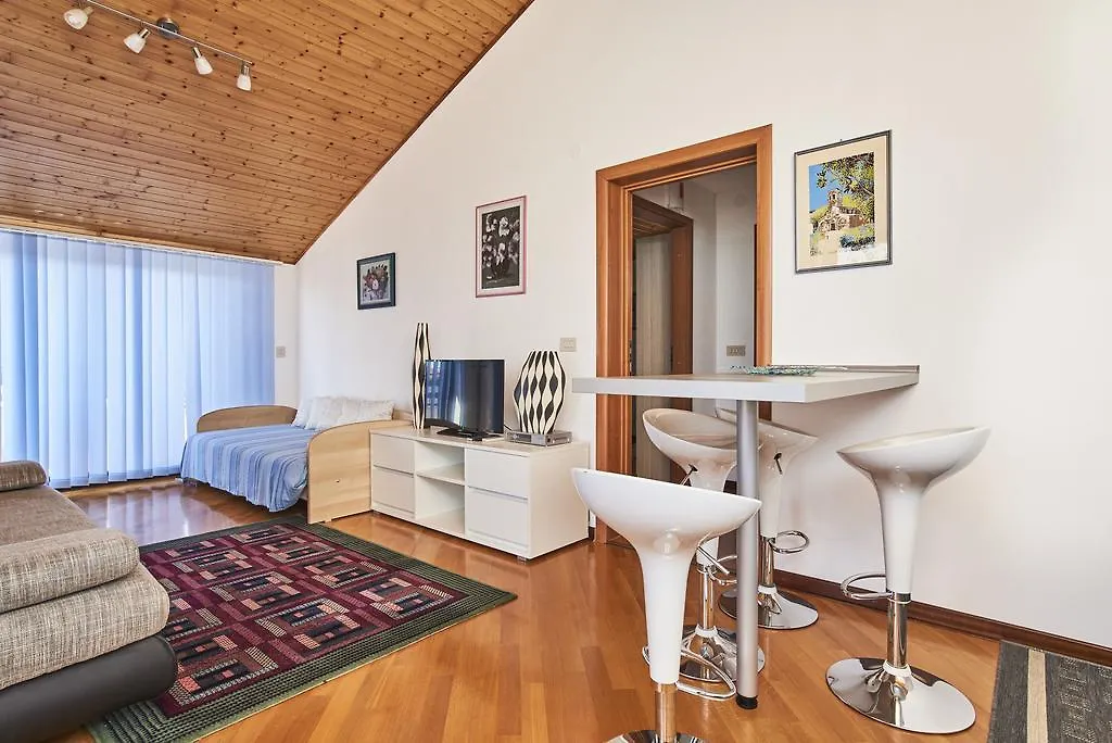 Lovely Roses Umag Appartement